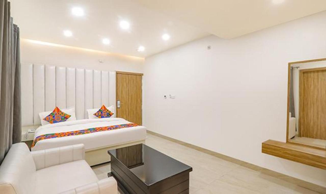 Fabhotel Ruklo Патна Екстер'єр фото